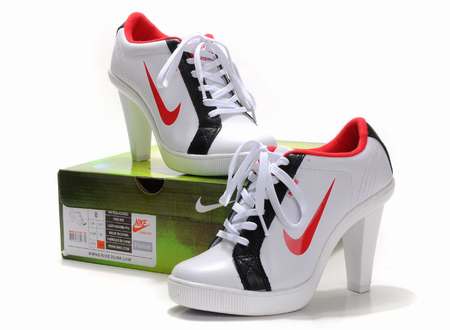 nike a talon pas cher